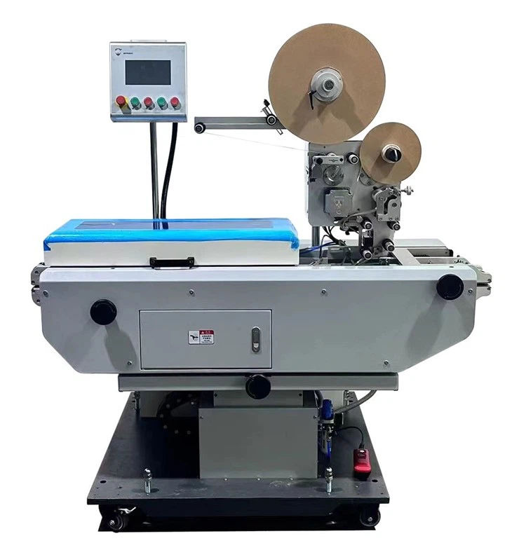 Máquina de etiquetagem